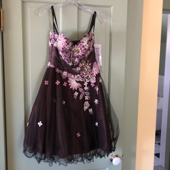 Tony Bowl’s Short Pink&Brown Prom Dress - Picture 1 of 7